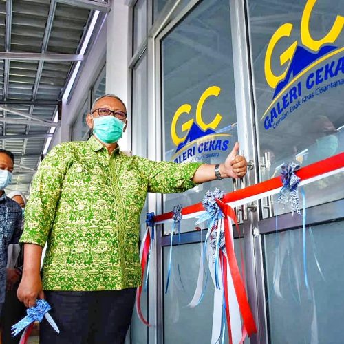 Bupati Resmikan Galeri Cekas Desa Cisantana