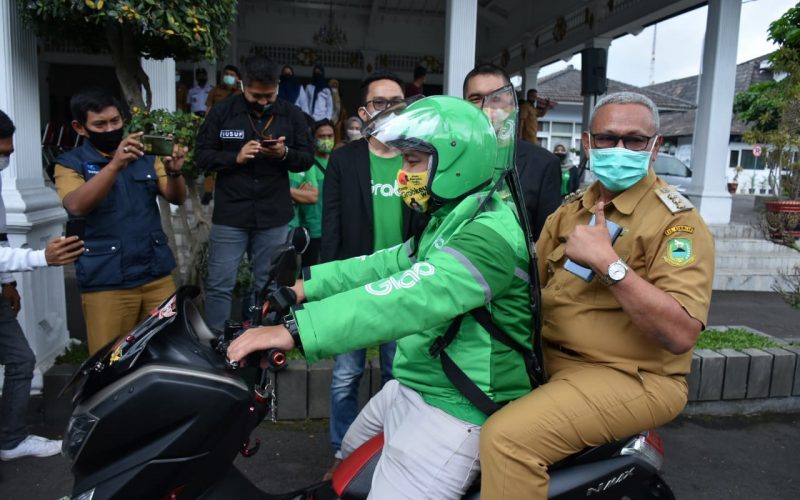 Bupati Acep Launching Grab Bike Protect Operasional di Kuningan