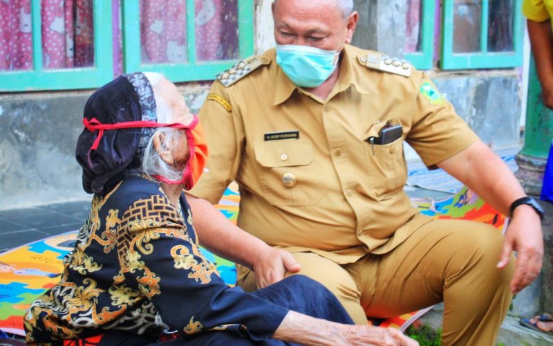 Bupati Sapa Warga dan Tinjau Sarpras di Dusun Kliwon Desa Cieurih