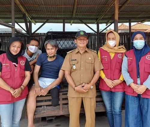 Cancer Support Kuningan Berikan Bantuan Kaki Palsu untuk Penyandang Difabel