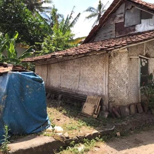 Rumah Bilik Mau Roboh Luput Dari Program Bantuan Sosial Pemerintah