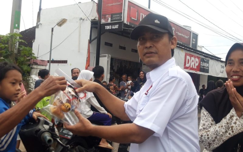 PAC Gerindra Kecamatan Lebakwangi Gelar Bhakti Sosial Berbagi Takjil