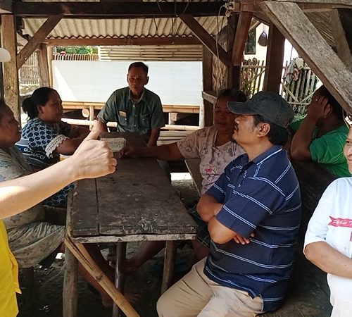 Safari Menyapa Warga, Bacaleg Dapil 3 Partai Golkar Yadi Mulyadi Disambut Antusias oleh Warga di Desa Cipakem